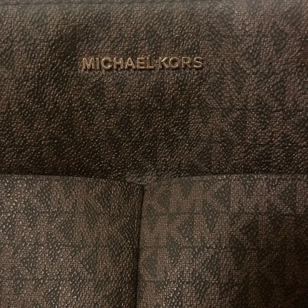 Michael Kors Tote Womens‎ NS Bedford Brown Acorn Signature Logo Pocket NEW